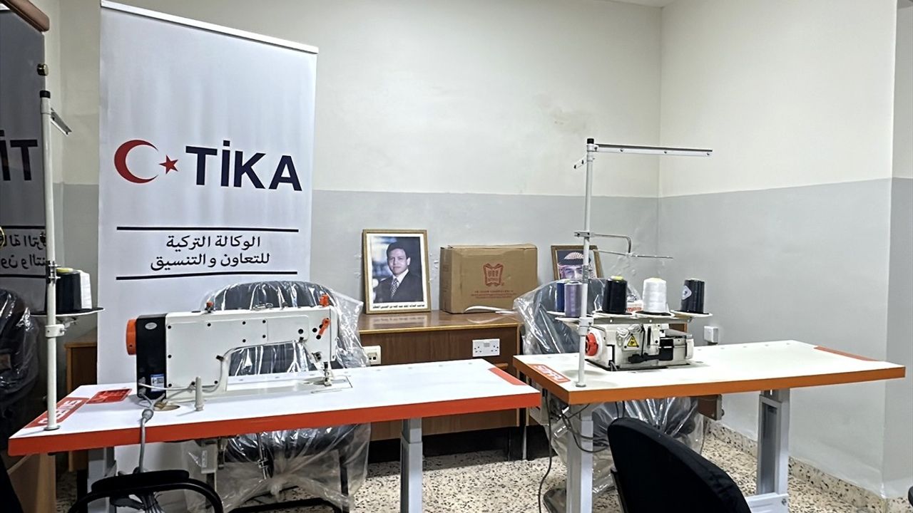 Vahdet Filistin Mülteci Kampı'ndaki Meslek Edindirme Merkezi Yenilendi