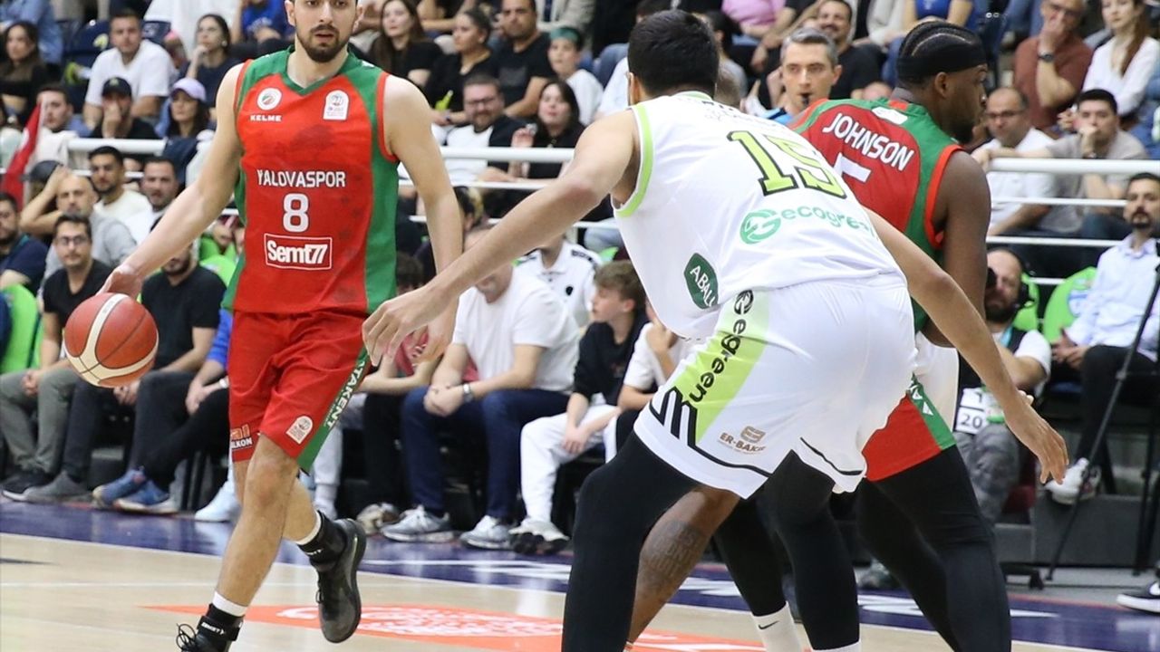 Yukatel Merkezefendi Belediyesi Basket, Yalovaspor'u Zorlukla Yendi