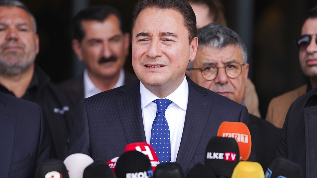 Ali Babacan'dan Sırrı Süreyya Önder'e Ziyaret