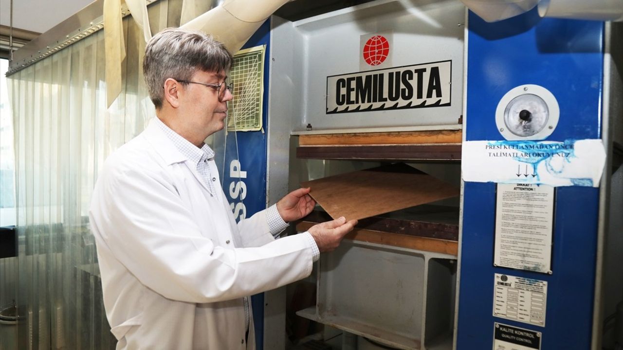 BTÜ, Mobilya Sektörü İçin Sürdürülebilir Alternatif Malzeme Geliştiriyor