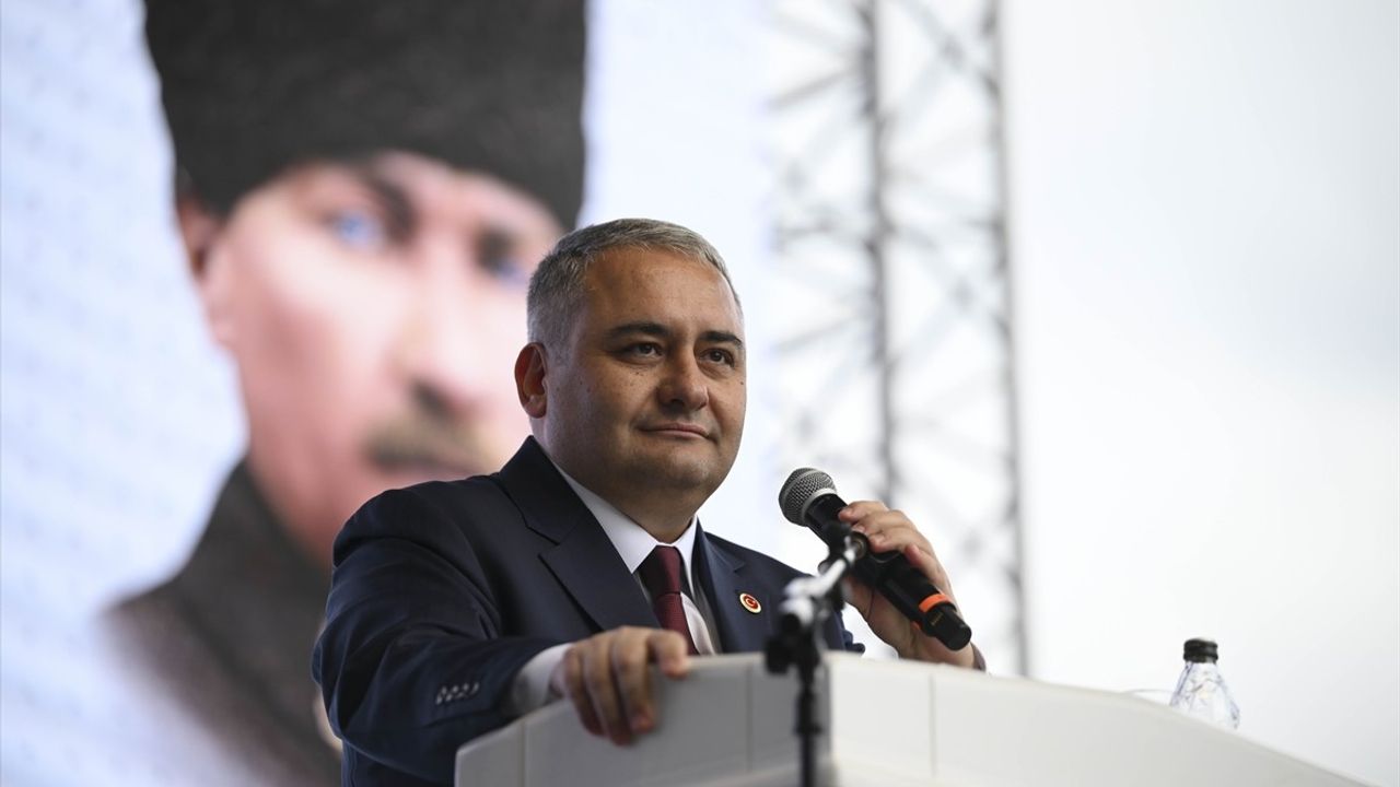 CHP Genel Başkanı Özgür Özel, Keçiören'de Yeni Merkezlerin Açılışında Konuştu