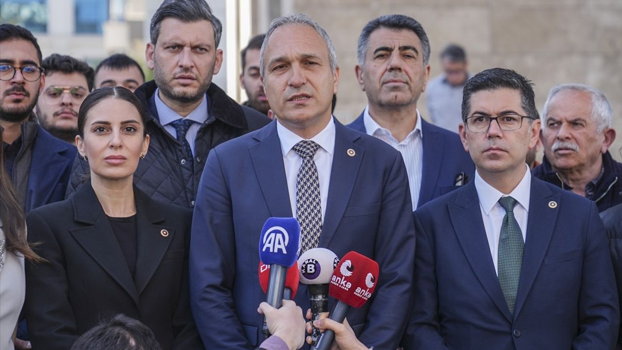 CHP Proje Okullarında Öğretmen Atamaları İçin Dava Açtı