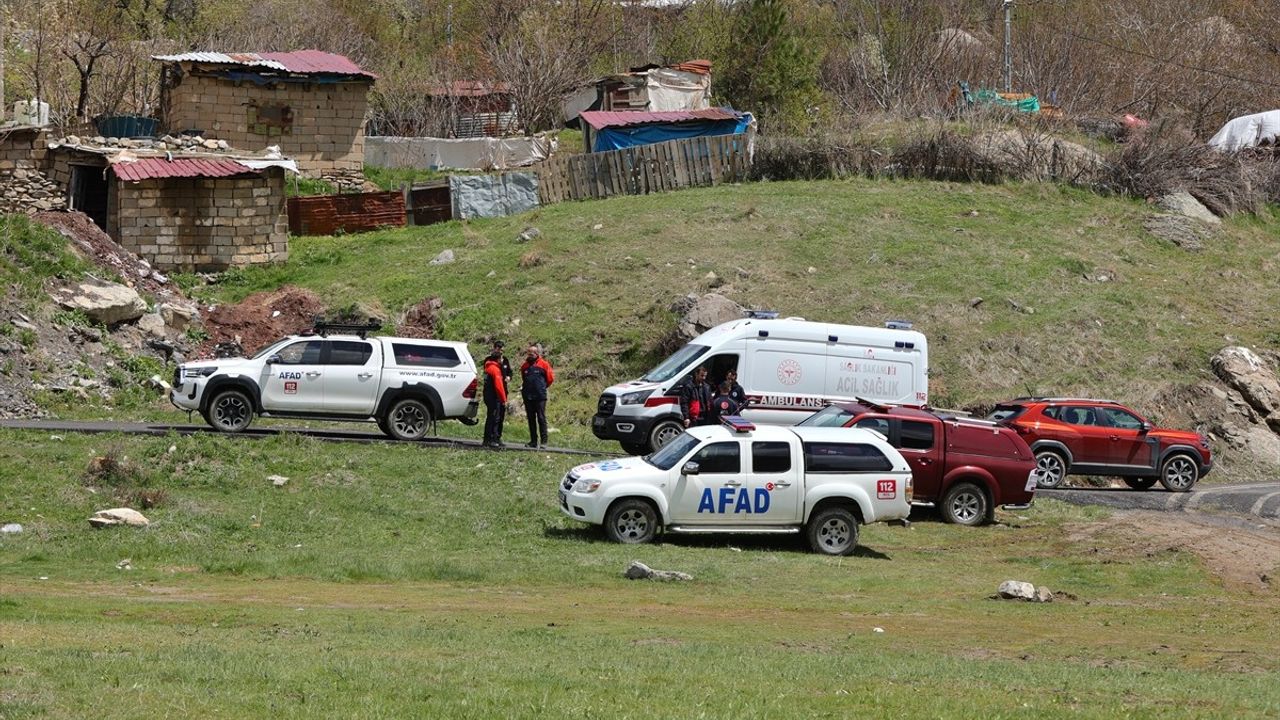 Hakkari'de Kayıp Kadın İçin Arama Çalışmaları Devam Ediyor