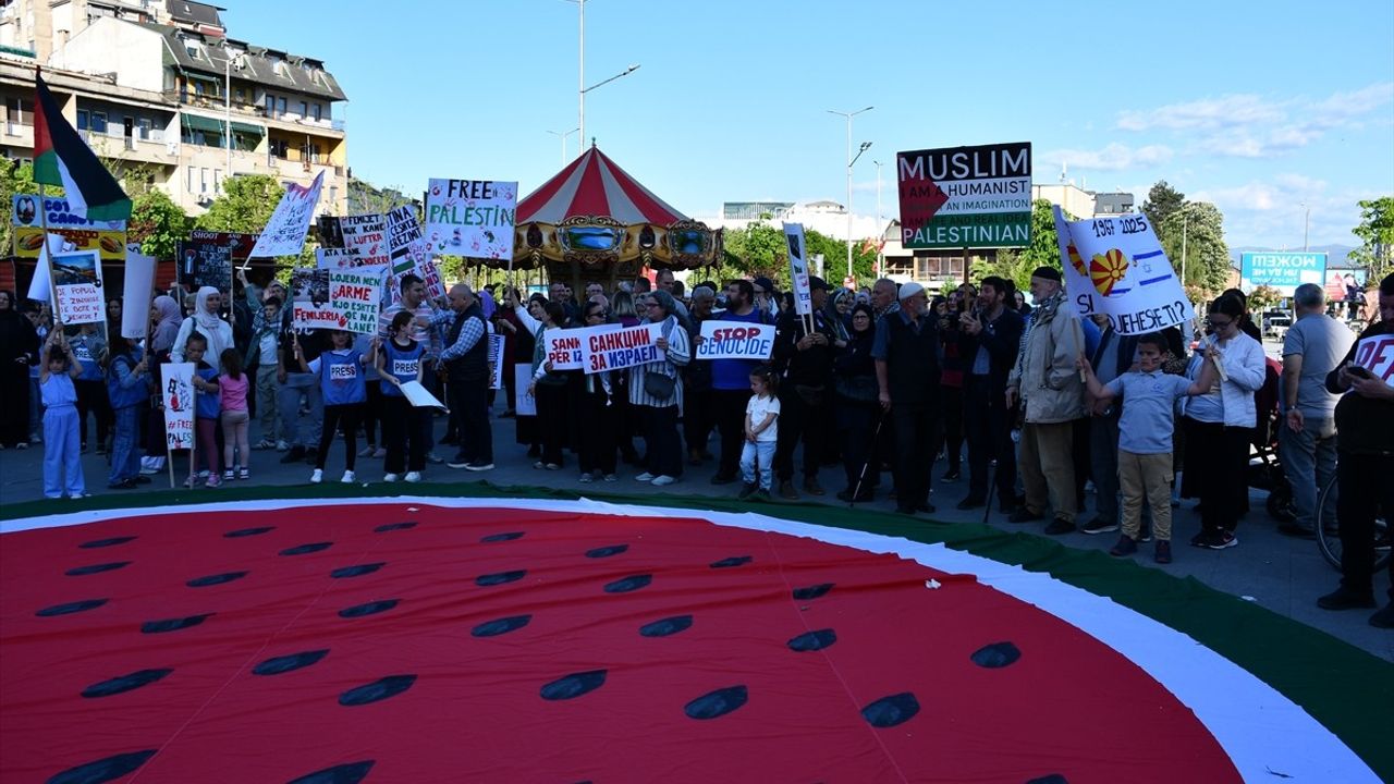 Kalkandelen'de Gazze'ye Destek Gösterisi Düzenlendi