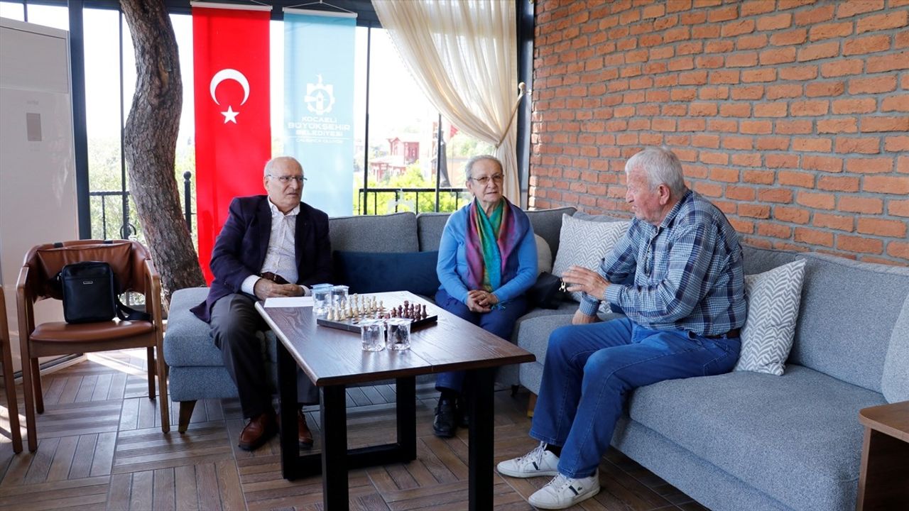 Kocaeli'de Saygınlar Kulübü Açıldı