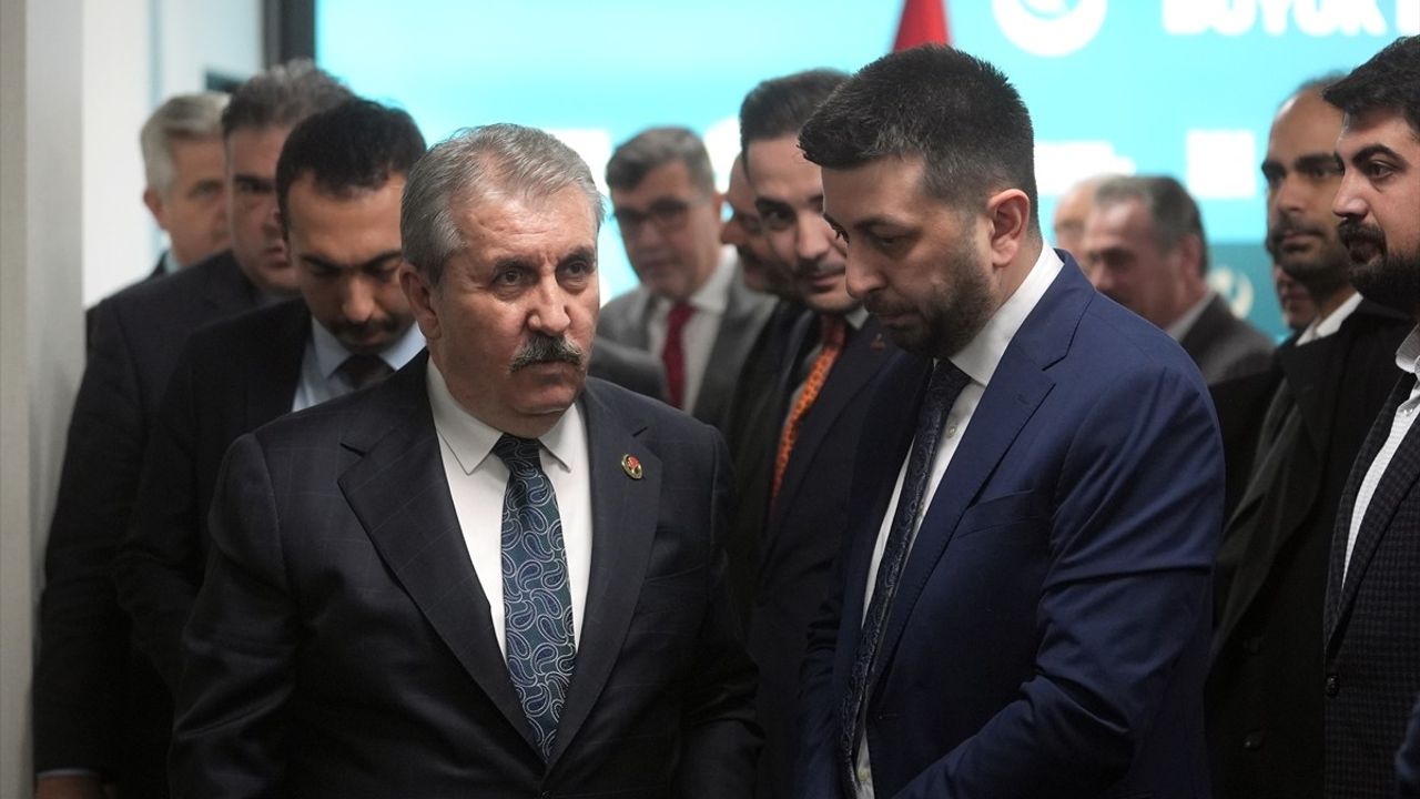 Mustafa Destici: Gündüz Kuşağı Programları Yasaklanmalı