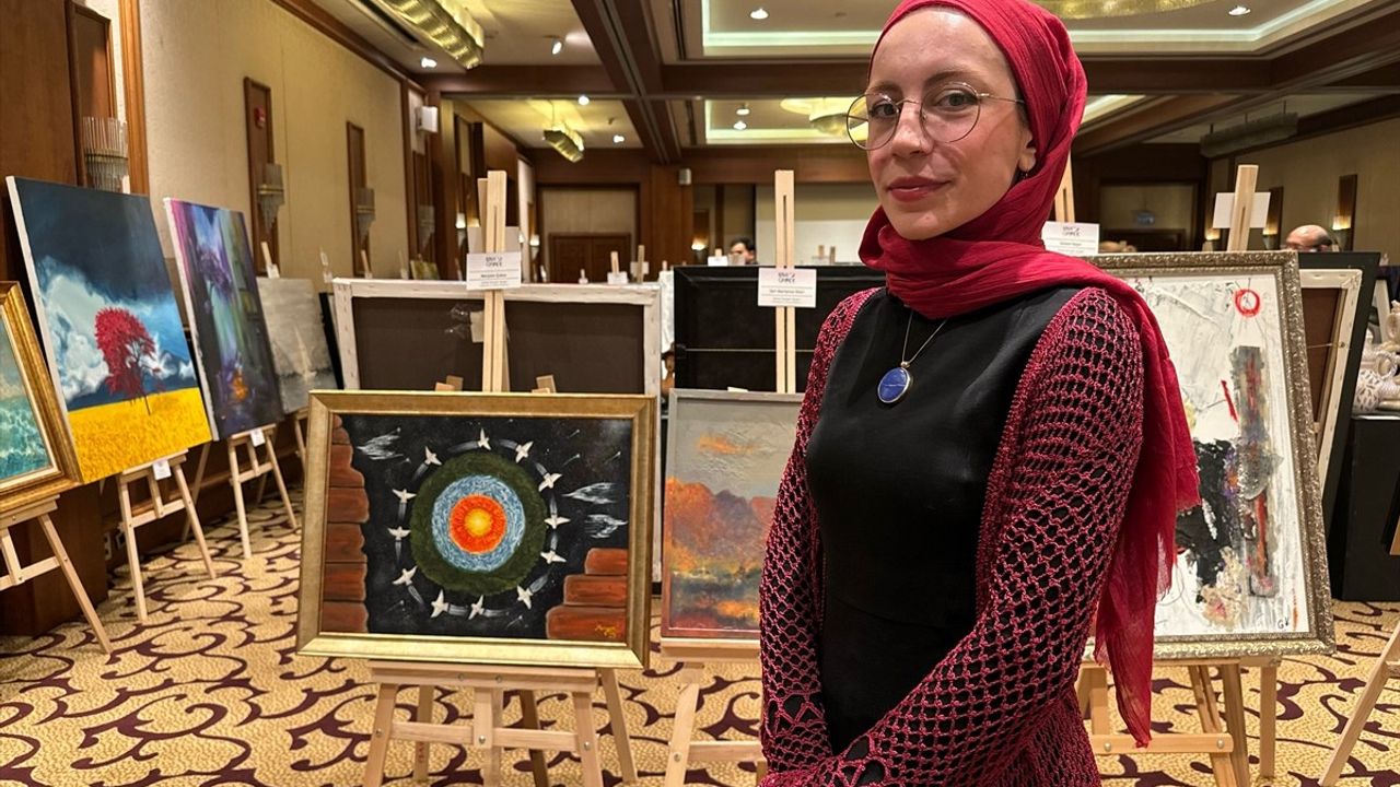 Pera Palas'ta Düşler Sergisi Sanatseverleri Bekliyor