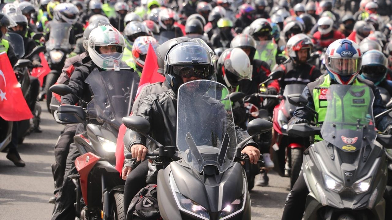 Tekirdağ'da Motosiklet Turu ile Turizm Haftası Coşkusu