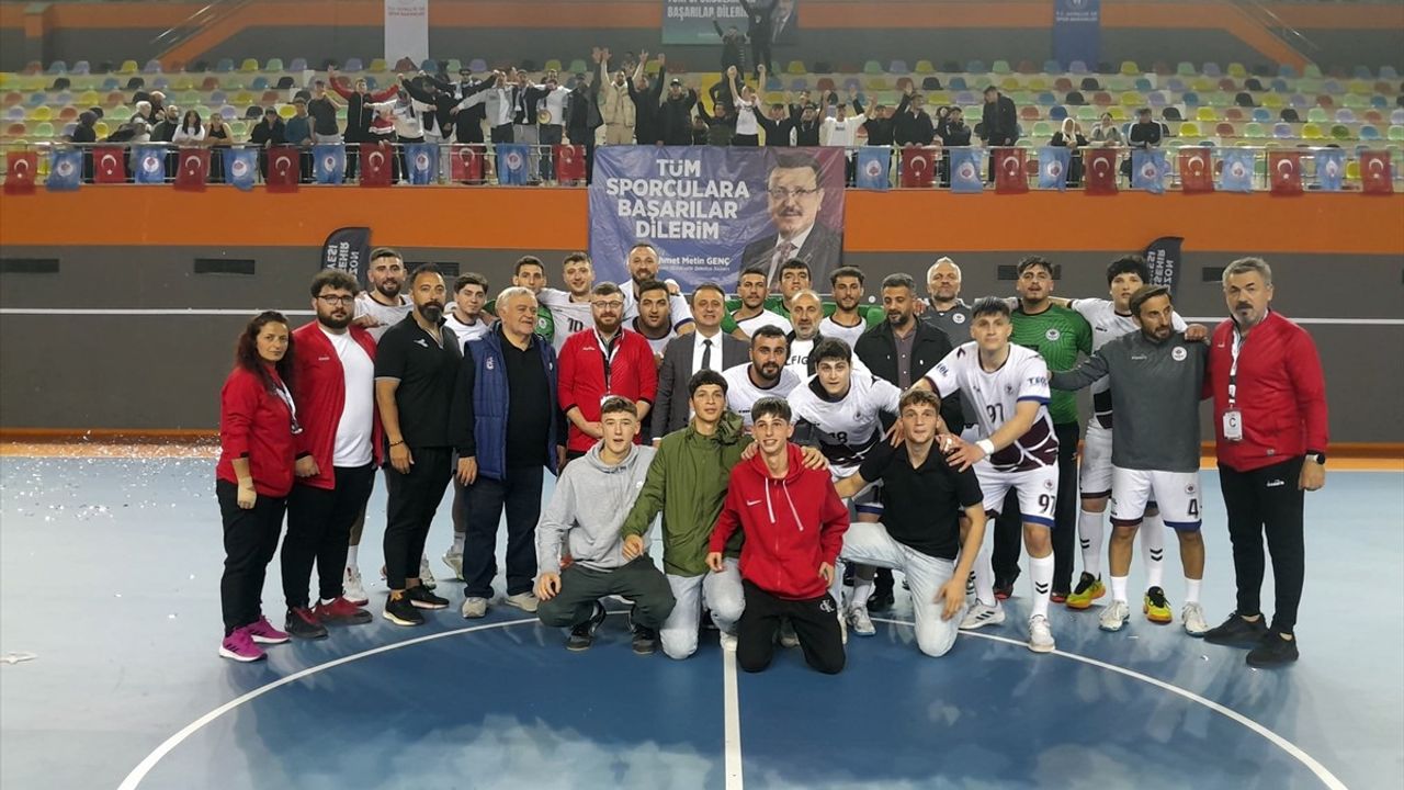 Trabzon Büyükşehir Belediyespor, Hentbol Süper Lig'de galip geldi