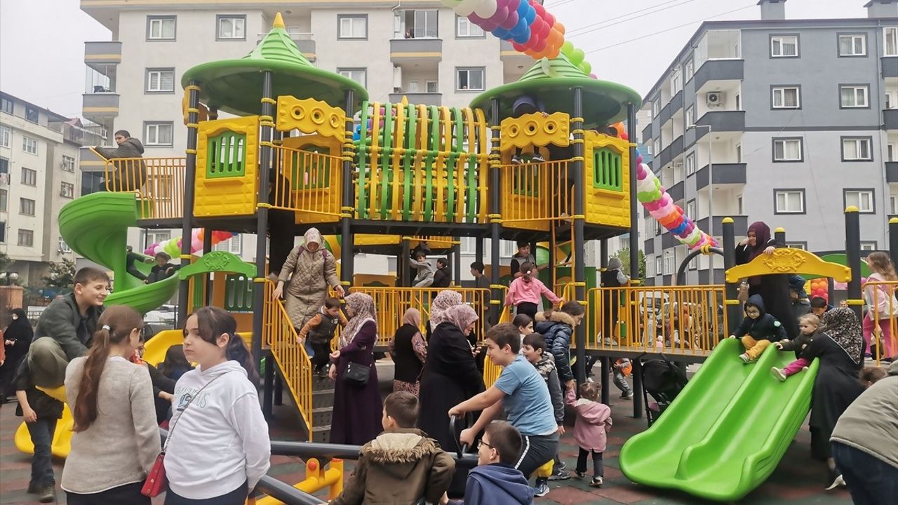 Trabzon'da Özgecan Aslan Çocuk Oyun Parkı Açıldı