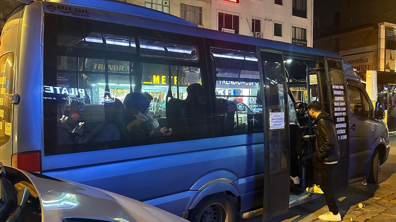 Ümraniye Minibüsçülerinden Filistin İçin Dayanışma