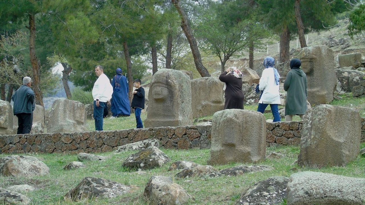 Yesemek Açık Hava Müzesi Bayramda 2 Bin 370 Ziyaretçi Ağırladı