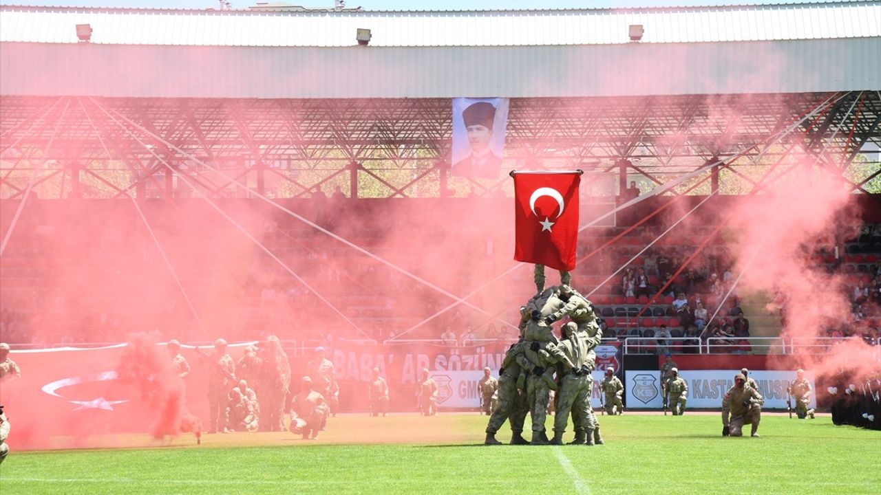 19 Mayıs Coşkusu: Altı Şehirde Kutlamalar
