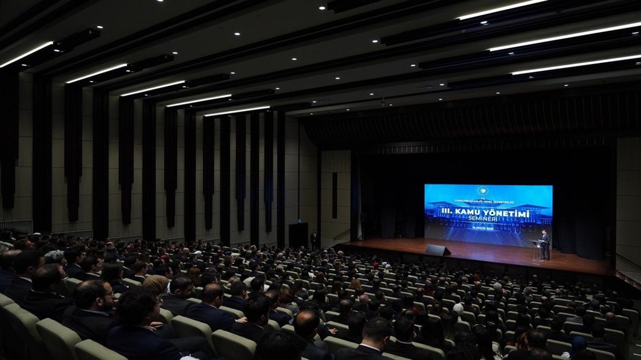 3. Kamu Yönetimi Semineri Düzenlendi