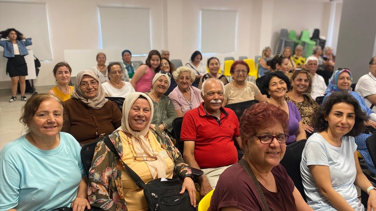 60+ Tazelenme Üniversitesi Yıl Sonu Etkinliği Gerçekleştirildi