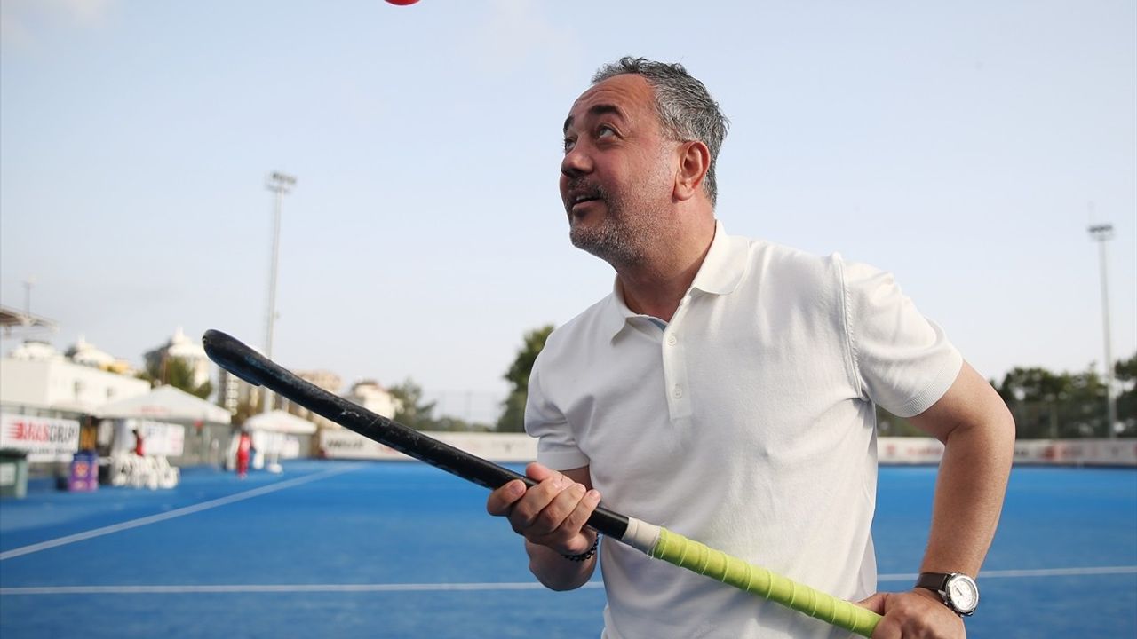 Açık Alan Hokeyi Süper Lig Play-Off'ları Başladı