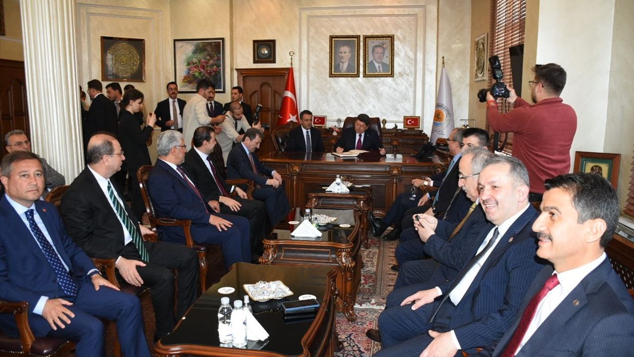Adalet Bakanı Yılmaz Tunç Samsun'da Ziyaret Gerçekleştirdi