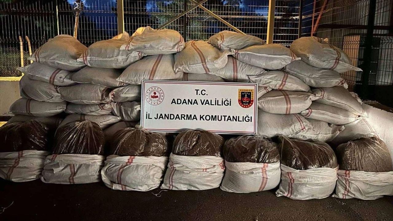 Adana'da Dev Operasyon: 3 Ton Kaçak Tütün Ele Geçirildi