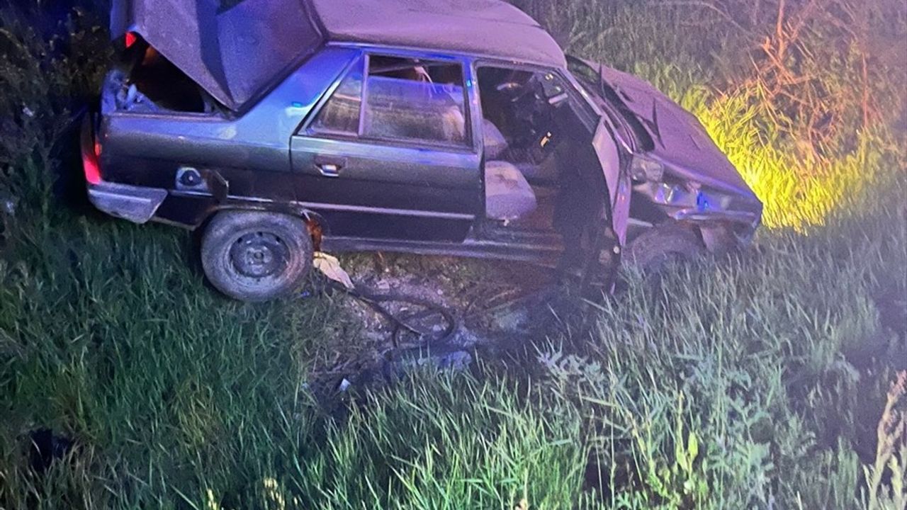 Afyonkarahisar'da Trafik Kazası: Polis Memuru Hayatını Kaybetti
