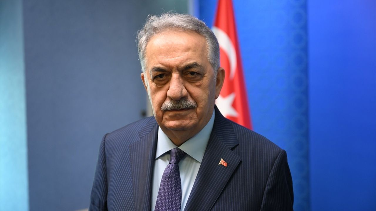 AK Parti'den Yeni Anayasa Çalıştayı