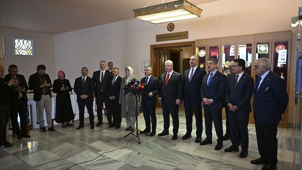 AK Parti, Numan Kurtulmuş'u TBMM Başkanı Adayı Olarak Belirledi