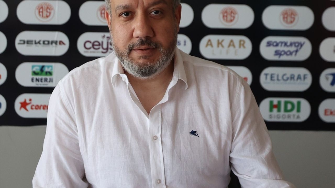 Antalyaspor'da İstikrar Vurgusu: Sinan Boztepe'nin Açıklamaları