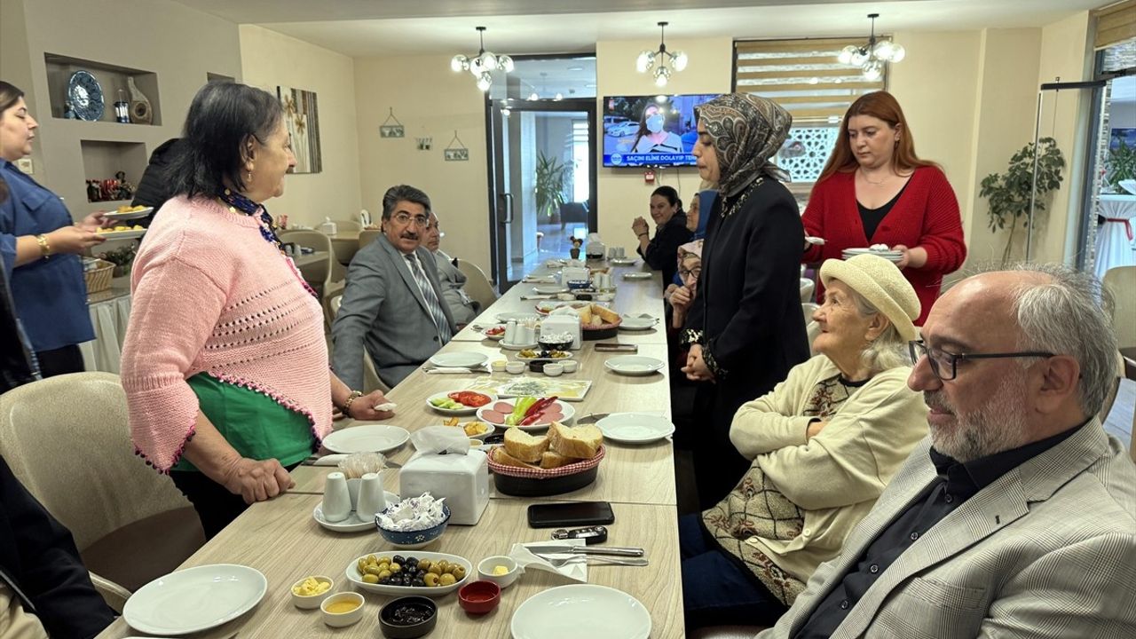 Ardahan'da Huzurevi Sakinleri için Lezzet Dolu Buluşma