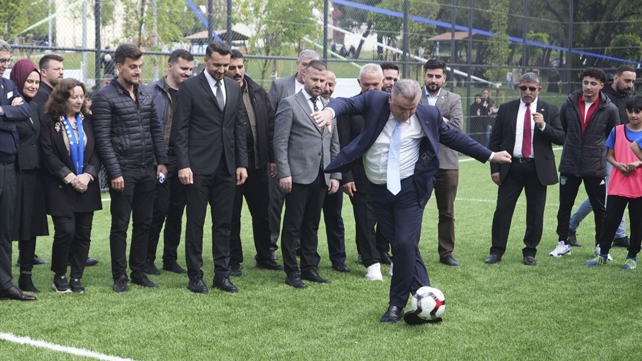 Arnavutköy'de Yeni Spor Tesisleri Açılışı