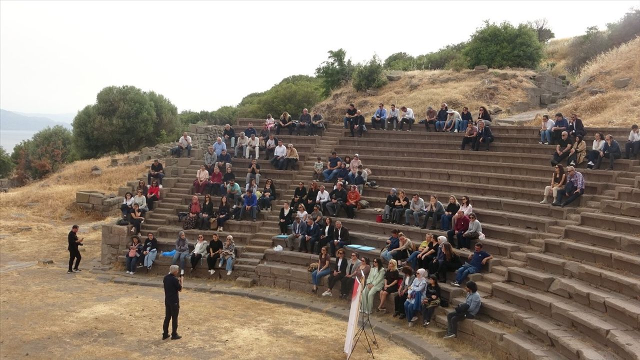Assos'ta Öğretmenler İçin Özgün Eğitim Programı
