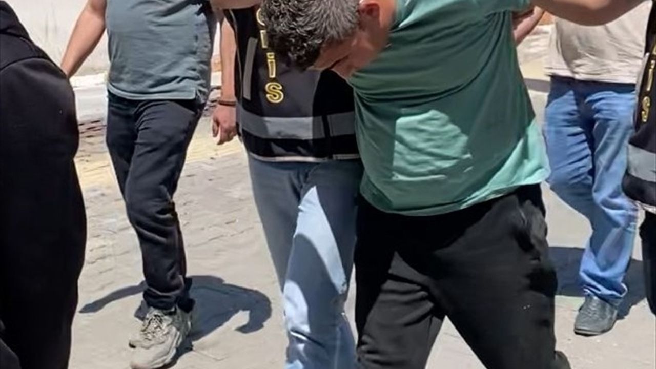 Aydın'da Trajik Yangın: İtfaiye Eri Gözaltında