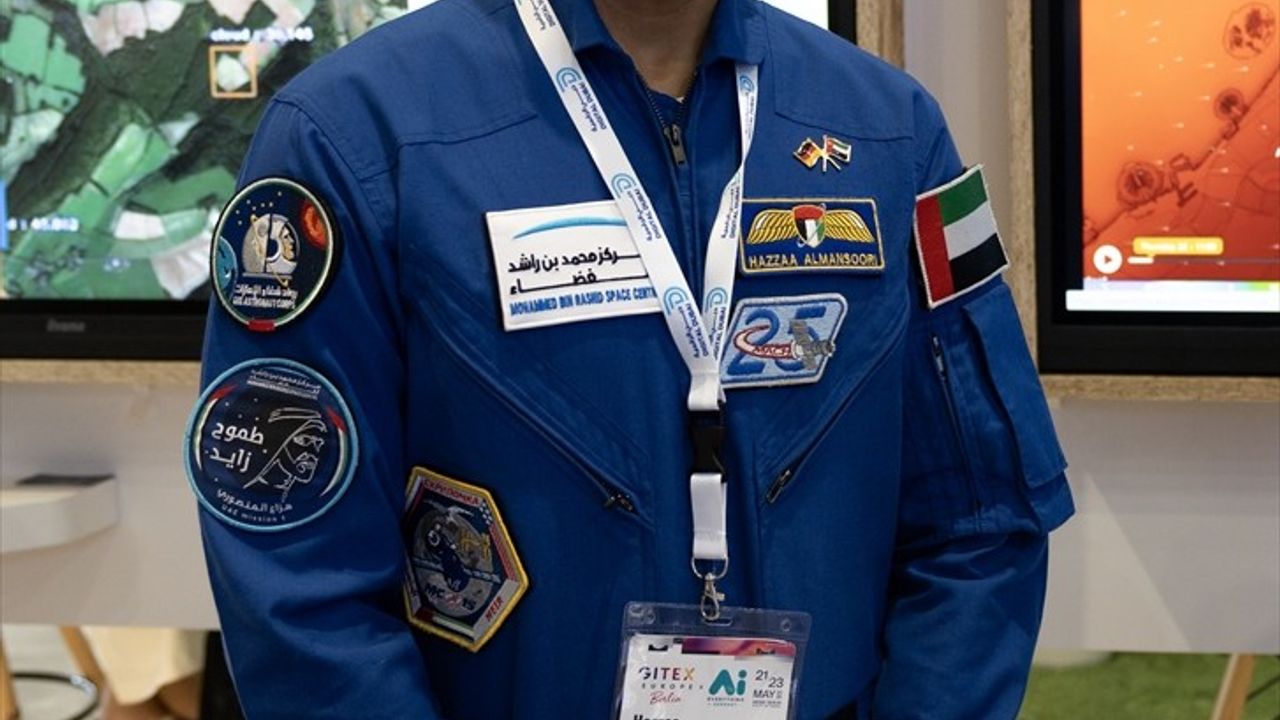 BAE'nin İlk Astronotu Al Mansoori'den Türkiye'nin İlk Astronotu Gezeravcı'ya Destek Mesajı