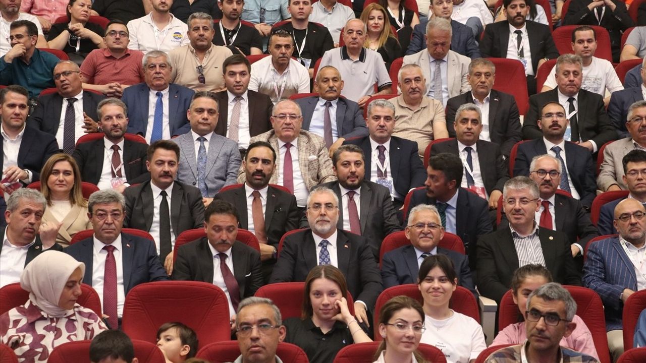 Bakan Işıkhan, İş Sağlığı ve Güvenliği Haftası'nda Kayseri'de Konuştu
