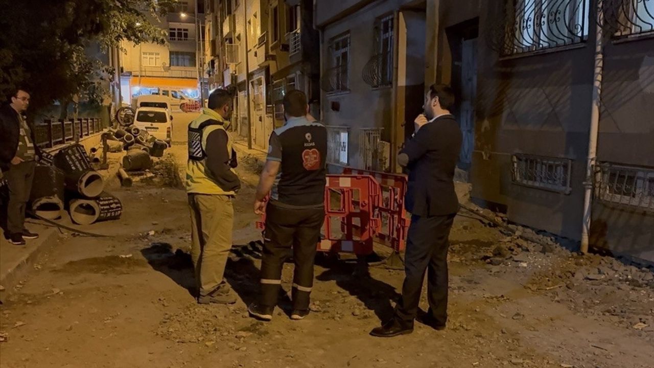 Bayrampaşa'da Rögar Patlaması İncelemesi Başlatıldı