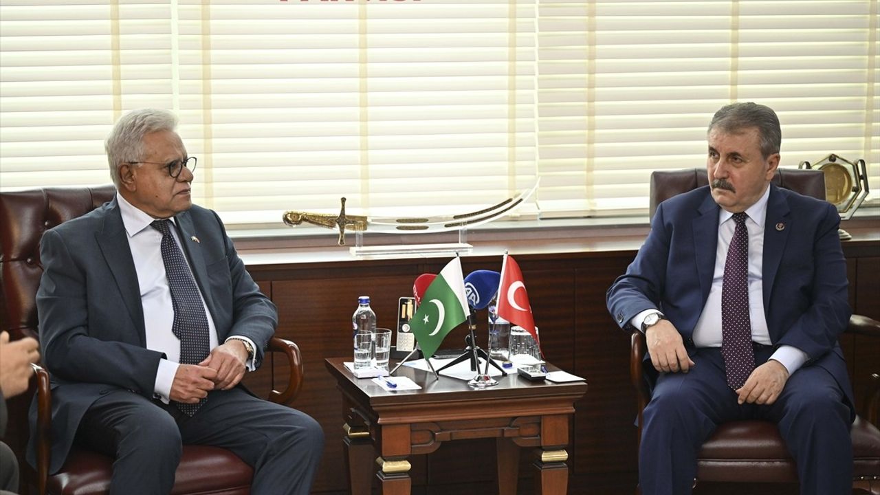 BBP ve Pakistan Arasında Kardeşlik Vurgusu