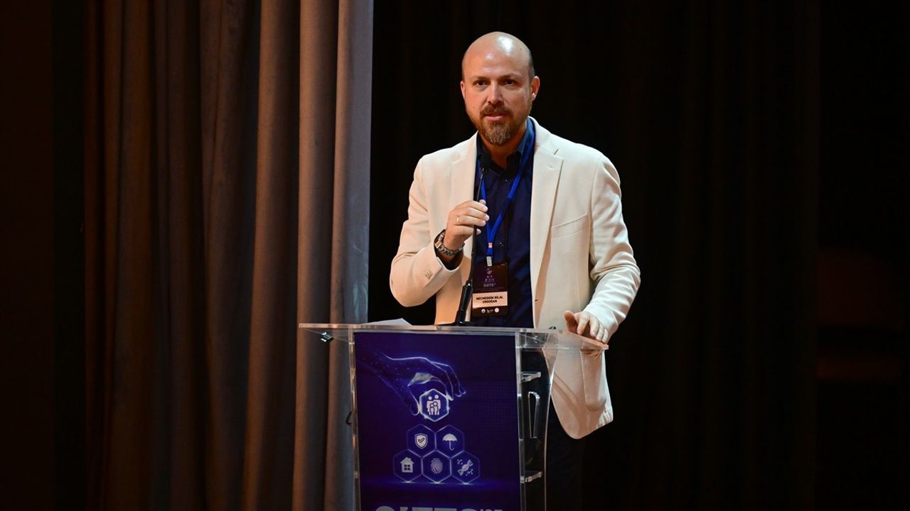 Bilal Erdoğan'dan Aile Yılı Vurgusu: Nüfus Dinamikleri Üzerine Konuşma