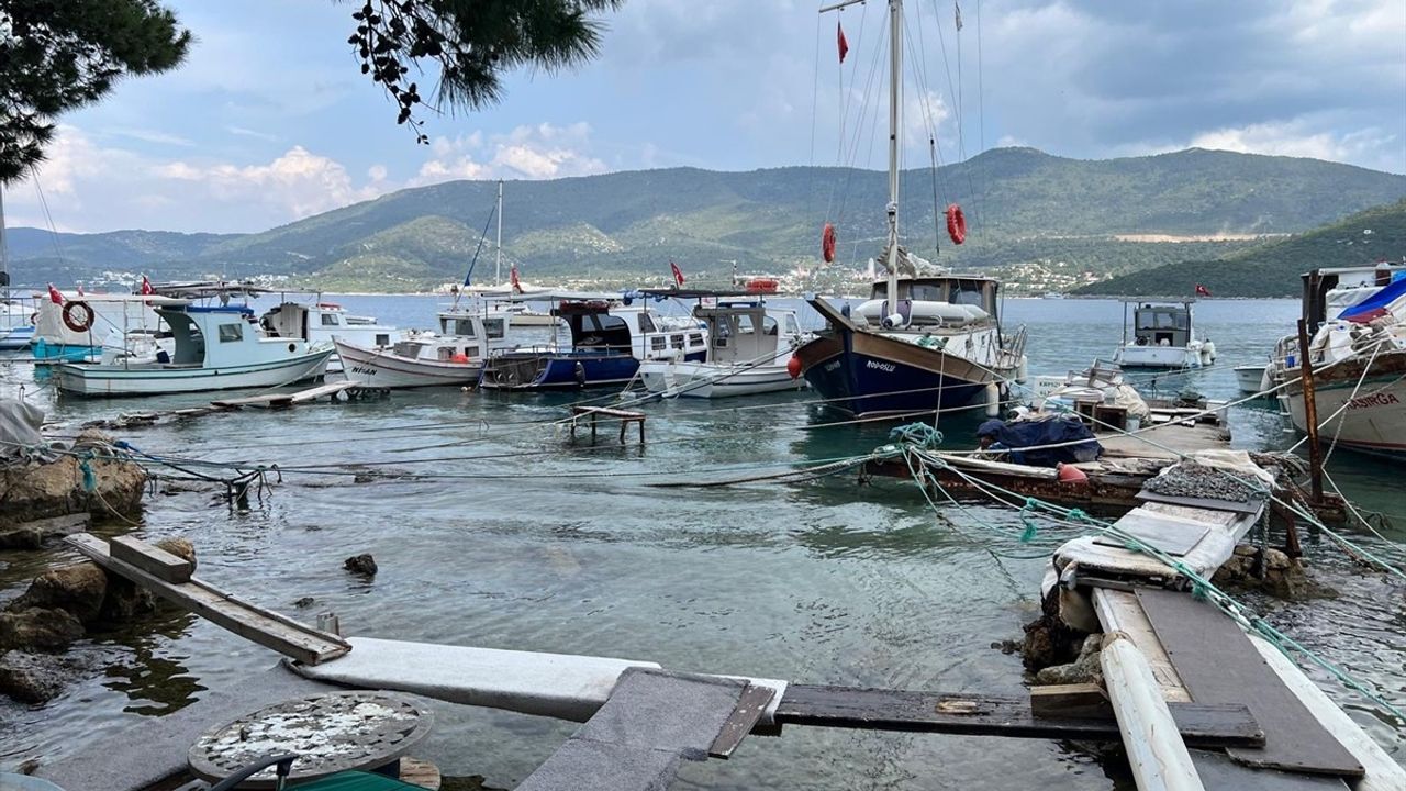 Bodrum'da Denizdeki Yasa Dışı Tonozlar ve Terk Edilmiş Tekneler Temizlendi