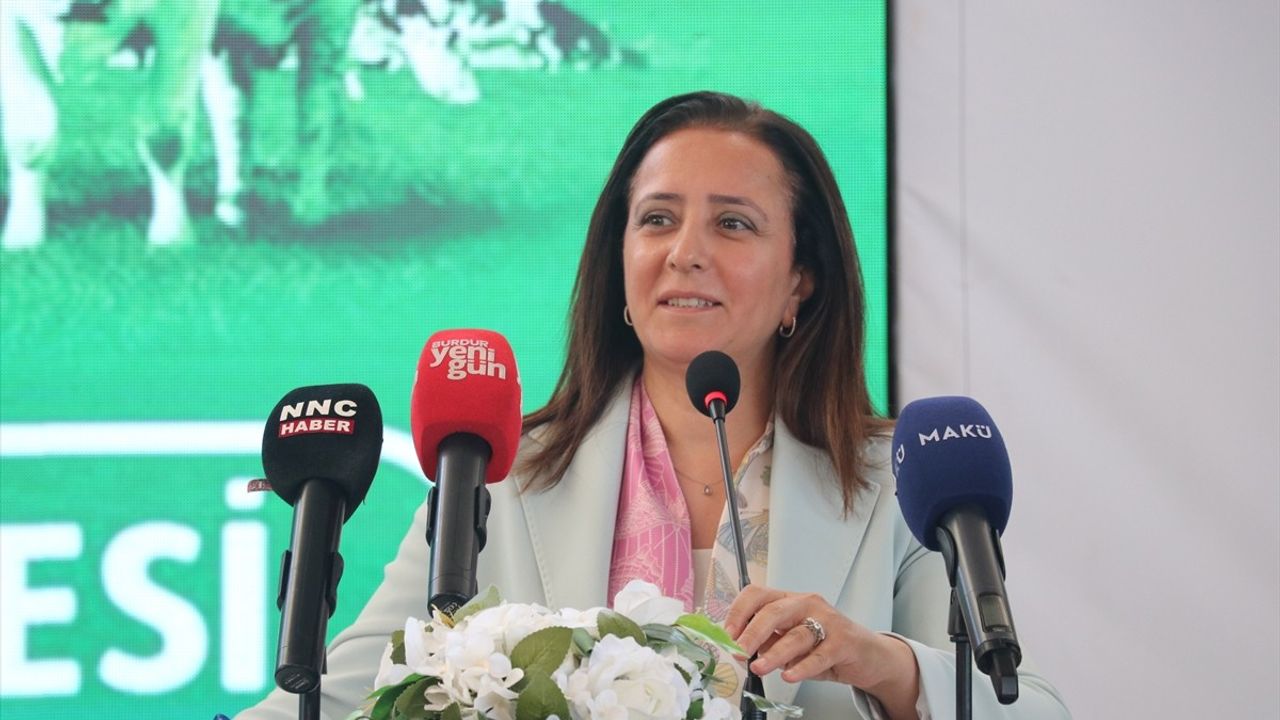 Burdur'da Teke Yöresi Tarım ve Hayvancılık Fuarı Açıldı