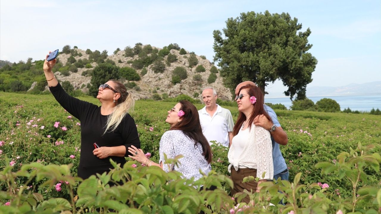 Burdur'daki Gül Hasadı ile Ekoturizmde Yeni Bir Rüzgar