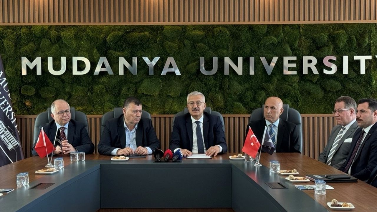 Bursa'da Denetimli Serbestlik İçin Üniversite Protokolü İmzalandı