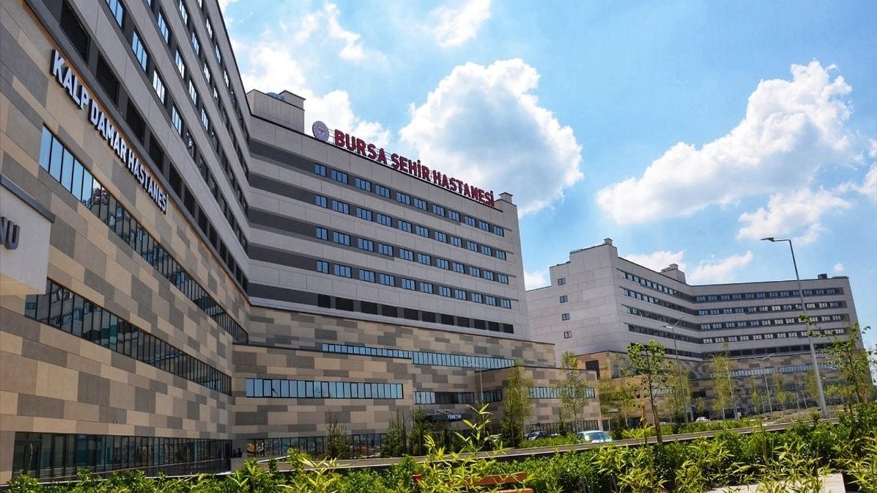Bursa'da Yanık İzi Tedavisinde Botoks Yöntemi Uygulanıyor