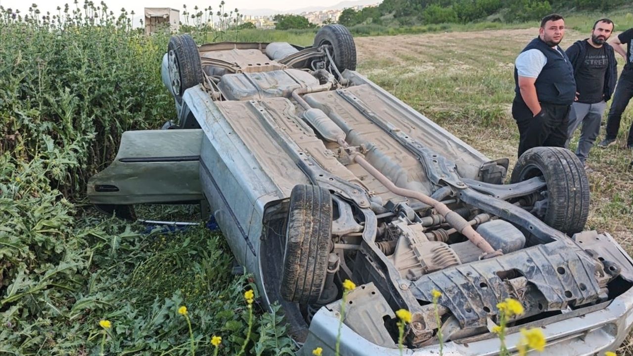 Bursa İnegöl'de Otomobil Devrildi, 5 Yaralı