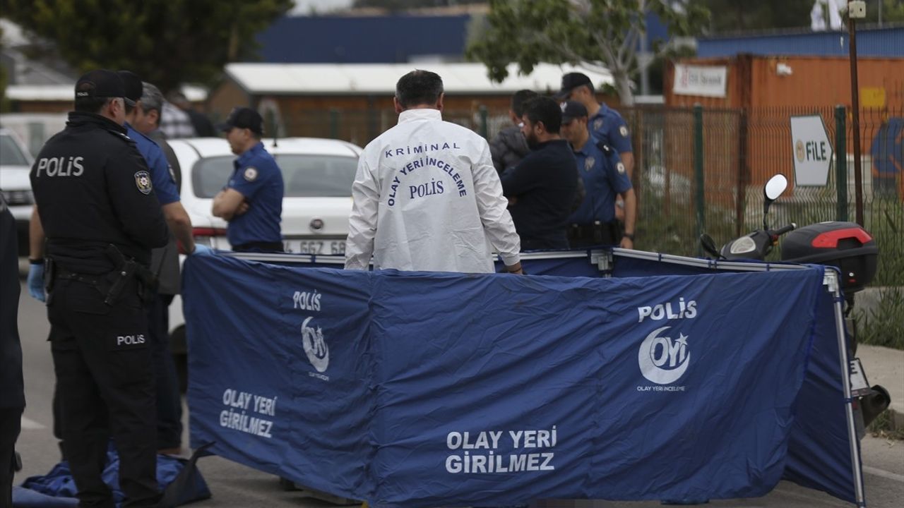 Çanakkale'de Boşanma Aşamasındaki Eşine Silahlı Saldırı