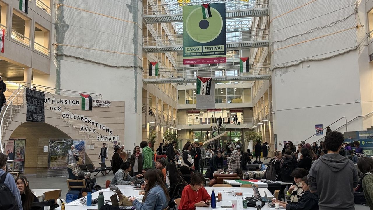 Cenevre Üniversitesi Öğrencilerinden Filistin'e Destek Eylemi