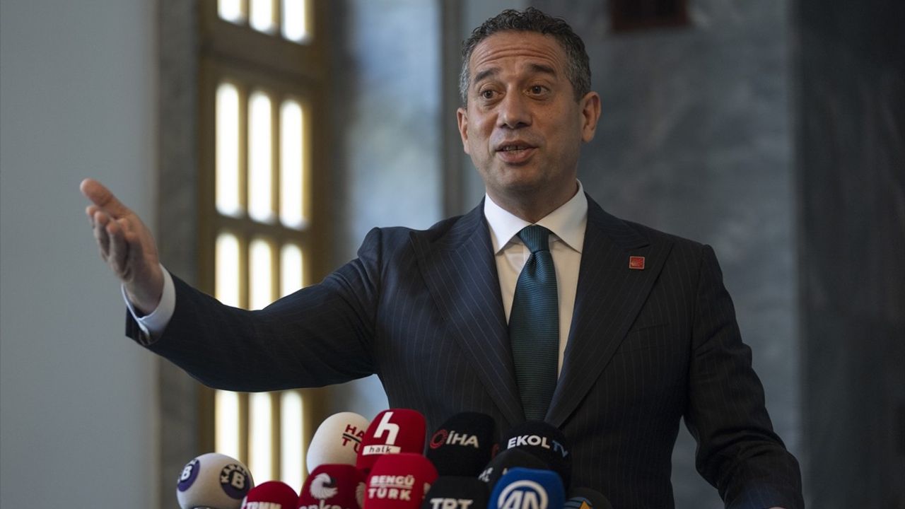 CHP'de Yeni TBMM Başkanlık Divanı Üyeleri Belirlendi