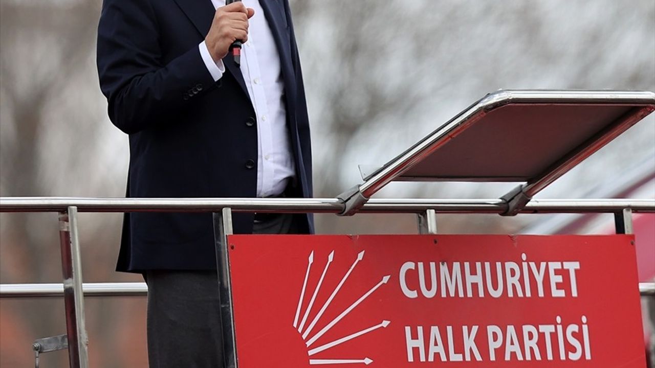 CHP Genel Başkanı Özgür Özel'in Konya Mitinginde Filistin Meselesi Vurgusu
