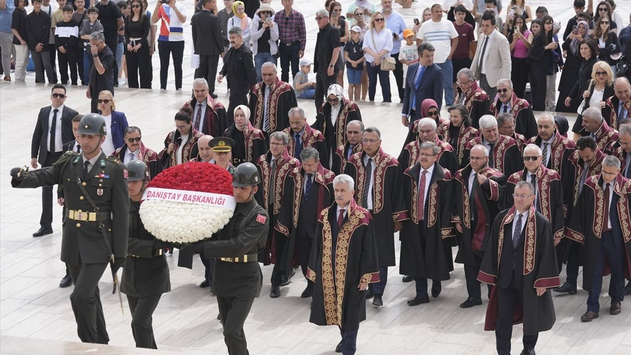 Danıştay Başkanı Anıtkabir'i Ziyaret Etti