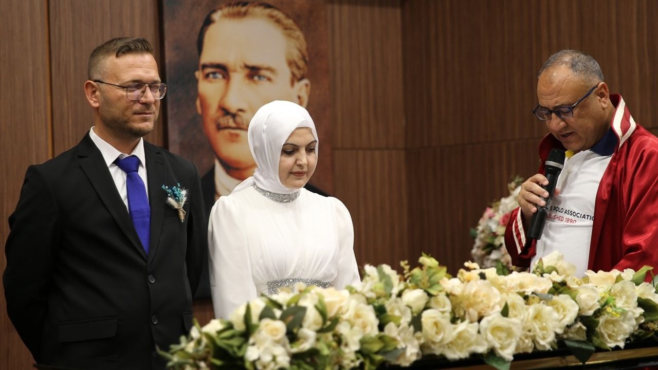 Denizli'de 25 Mayıs 2025 İçin Nikah Yoğunluğu