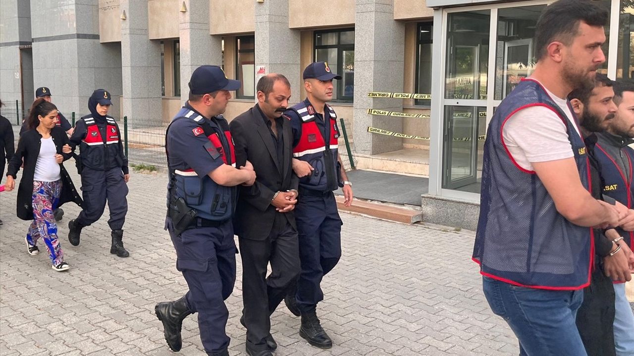 Denizli'de Hırsızlık Operasyonunda 3 Zanlı Tutuklandı