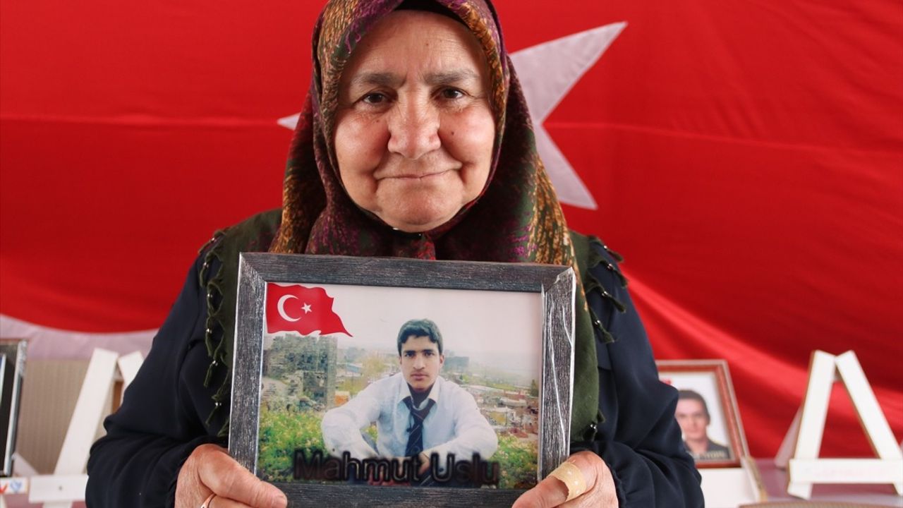 Diyarbakır Anneleri Evlatlarını Bekliyor