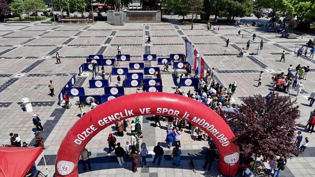 Düzce'de Aile Yılı Etkinlikleri Renkli Anlara Gebe